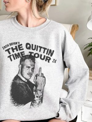 Zach Bryan Quittin Time Tour Shirt Funny Middle Finger Zach Bryan Shirt Zach Bryan Retro 90S Zach Bryan Merch Unique riracha 2