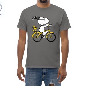 Peanuts Snoopy Woodstock Riding Bike T Shirt Cartoon T Shirt Snoopy Dday Charlie Brown Superstar Unique riracha 2