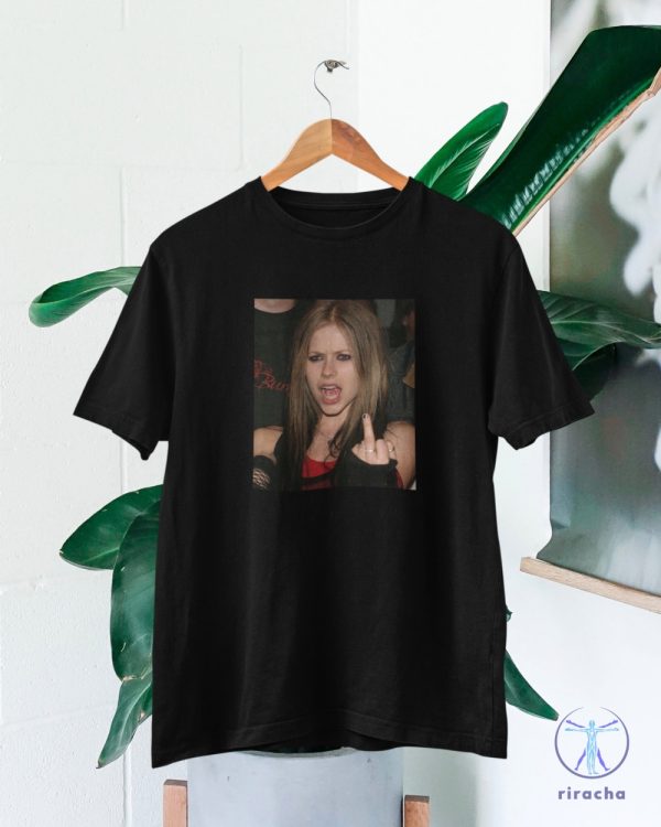 Avril Lavigne Photo T Shirt Avril Lavigne Fans Shirt Avril Lavigne Top Avril Lavigne Fans Gift Tshirt riracha 1