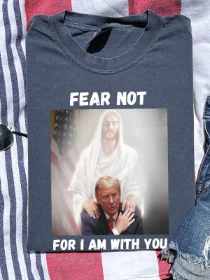 Jesus Save Trump Shirt President Donald Trump And Jesus Praying God Save America Tee riracha 3