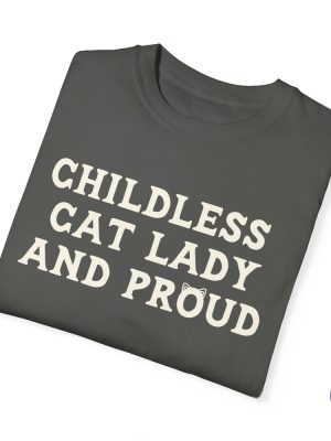 Childless Cat Lady And Proud Shirt Childless Cat Lady Childless Cat Ladies Kamala Harris Childless Cat Lady Shirt riracha 3