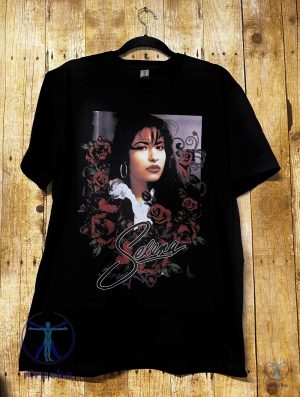 Selena Quintanilla T Shirt La Reina Del Tejano Shirt Peace Love Selena Shirt Selena Quintanilla Shirt riracha 2 1