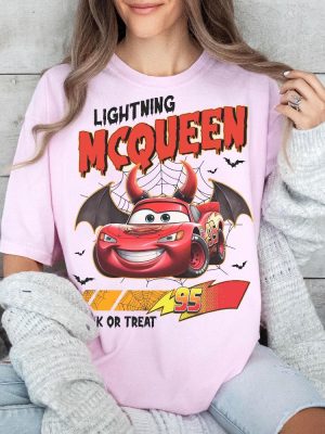 Retro Lightning Mc Queen Vintage Race 95 Halloween Shirt riracha 2