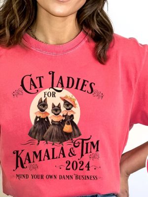 Halloween Cat Lady Shirt Funny Kamala Harris 2024 Shirt Democrat Shirt Election 2024 Vote Blue riracha 5