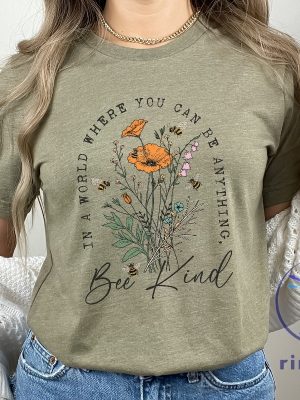 Bee Kind Shirt Wildflowers T Shirt Women Floral Tee Be Kind Back Print Aesthetic Flower Shirt riracha 4 2