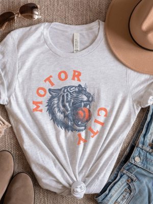 Tigers Game Day Shirt Trendy Detroit Baseball Vintage Style Shirt Detroit Tigers Shirt riracha 5