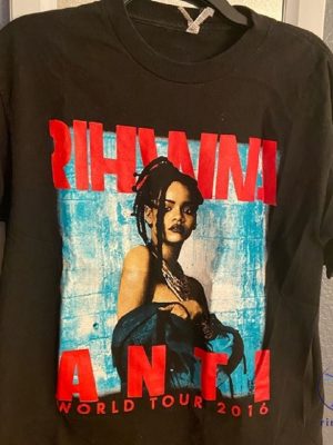 Rihanna Tour 2016 T Shirt Anti World Tour Rihanna T Shirt Rihanna 2016 Album riracha 2