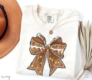 Christmas Gingerbread Shirt Christmas Bow Shirt Coquette Christmas Tee Christmas Gingerbread T Shirt riracha 3