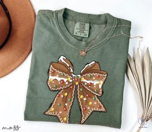 Christmas Gingerbread Shirt Christmas Bow Shirt Coquette Christmas Tee Christmas Gingerbread T Shirt riracha 4