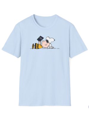 Peanuts Snoopy Charlie Brown Reading Anarchists Cookbook Tribute Shirt Snoopy Reading Book Shirt riracha 4