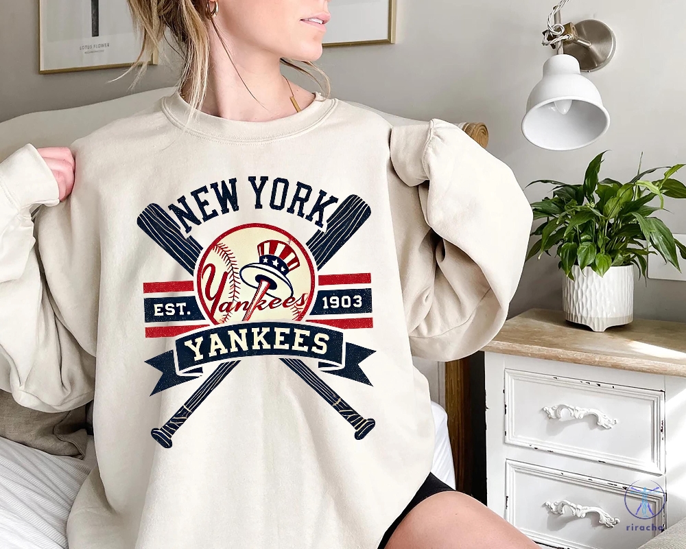 New York Yankees Vintage Sweatshirt Cozy New York Yankees Shirt Chic New York Yankees Hoodie Yankees Hoodie Shirt Sweatshirt Yankees Tshirt riracha 4