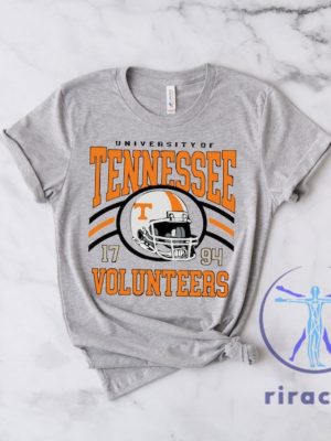 Tennessee Volunteers Football Sweatshirt Hoodie Shirt University Of Tennessee Shirts Vintage Tennessee Vols Sweater Gifts For Fan Men Women Retro riracha 4