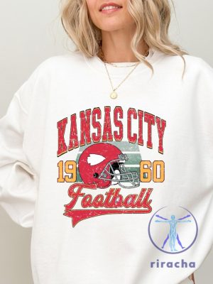 Vintage Kansas City Chiefs Sweatshirt T Shirt Hoodie Retro Kc Chiefs Shirts Travis Kelce Game Day Tshirt 1960 American Football Gifts For Fan Unique riracha 4