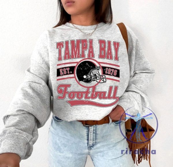 Vintage Tampa Bay Buccaneers Shirt Hoodie Sweatshirt Retro Gift For Football Fan Sport Men Women Tee Shirts Tshirt Birthday Christmas Unique riracha 2