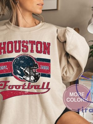 Houston Cougars Football Sweatshirt Tshirt Hoodie Vintage Houston Crewneck Tee Shirts Retro Houston Sweater Pullover Gifts For Fan Mens Womens riracha 1 1