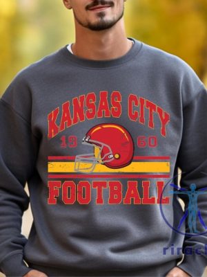 Kansas City Chiefs Football Sweatshirt Hoodie Tshirt Tee Shirts Gifts For Kc Fan Mens Womens Vintage Sweater Game Day Hoodies Mom Dad Unique riracha 1 5