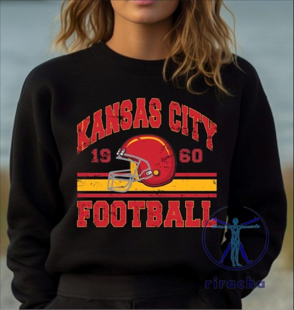 Kansas City Chiefs Football Sweatshirt Hoodie Tshirt Tee Shirts Gifts For Kc Fan Mens Womens Vintage Sweater Game Day Hoodies Mom Dad Unique riracha 1 6