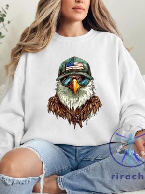 Vintage Philadelphia Eagles Football Sweatshirt Hoodie Tshirt Trendy Philadelphia Football Sweatshirts Shirts Retro Eagles Apparel Unique riracha 1 2