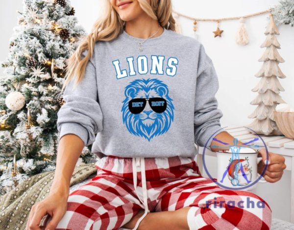 Retro Detroit Lions Shirt Hoodie Sweatshirt Tee Gift For Fan Sunday Football Game Day Shirts Detroit Sweater Pullover Hoodies Unique riracha 1 1