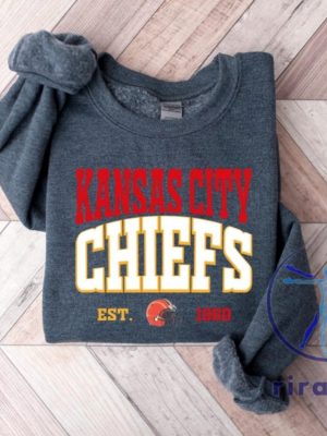 Kansas City Chiefs Sweatshirt Hoodie Tshirt Tee Gift For Mens Women Kansas City Retro Crewneck Game Day Sweater Unique riracha 1 1